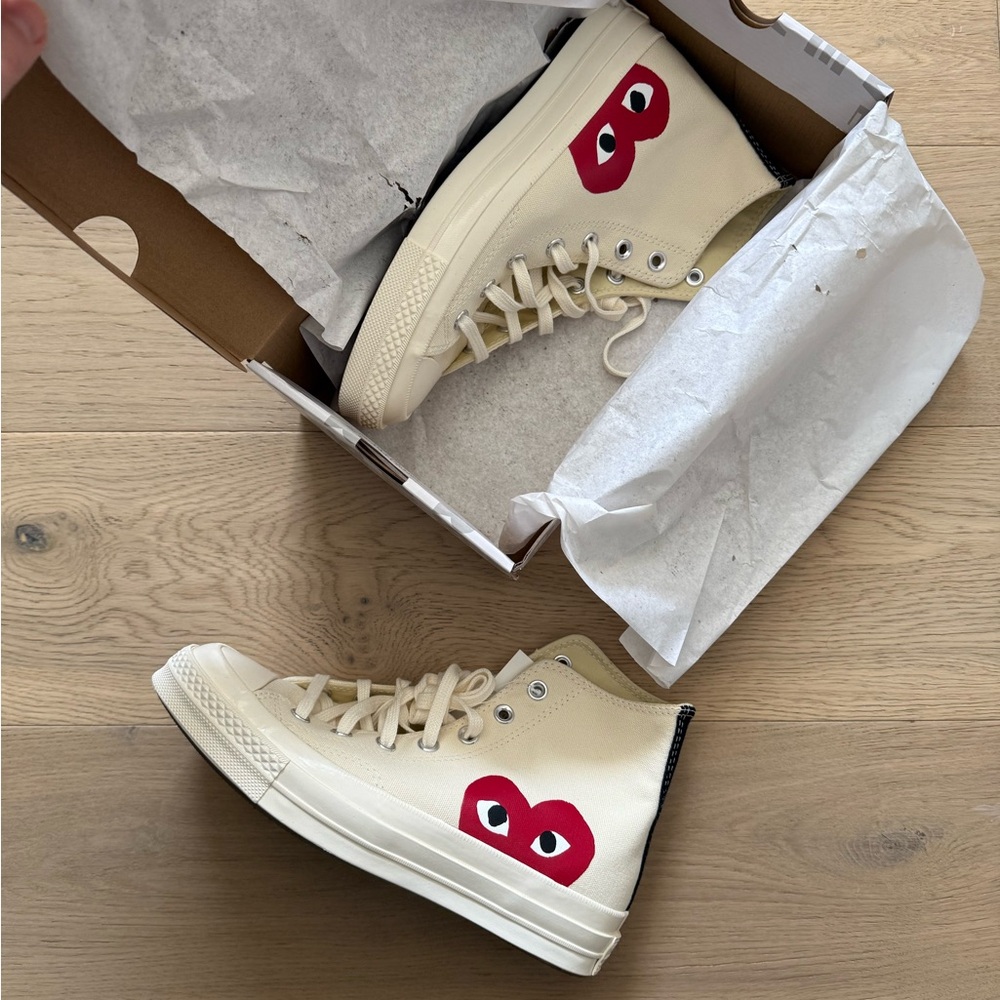 Comme des Garçons High-Top Sneakers